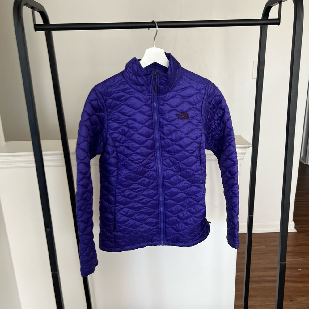 The North Face Women’s Puffy Jacket Size Medium